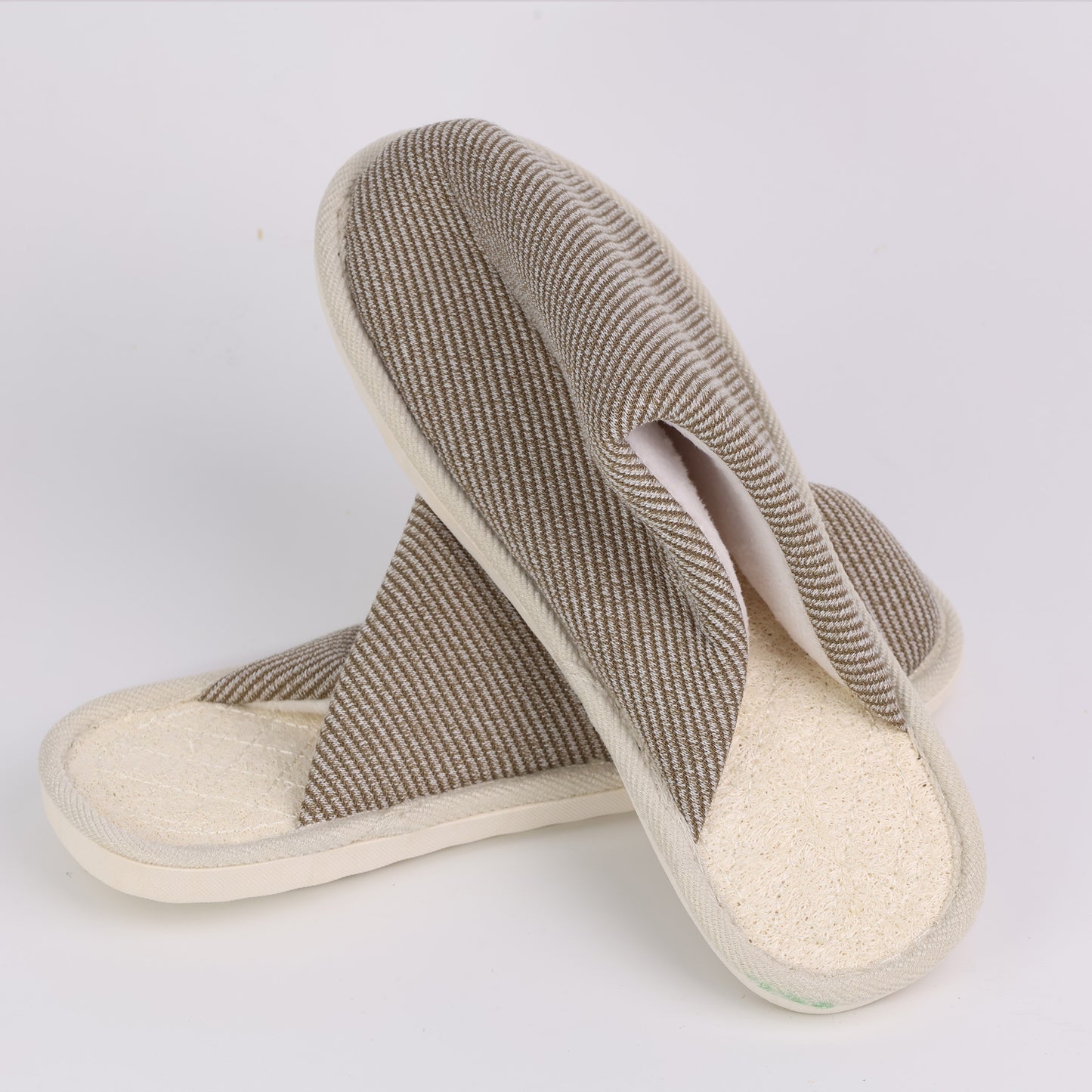 NatureBreathe Loofah Slippers— Say Goodbye to Sweaty, Smelly, and Slippery Feet! Your Deserve Natural Care!