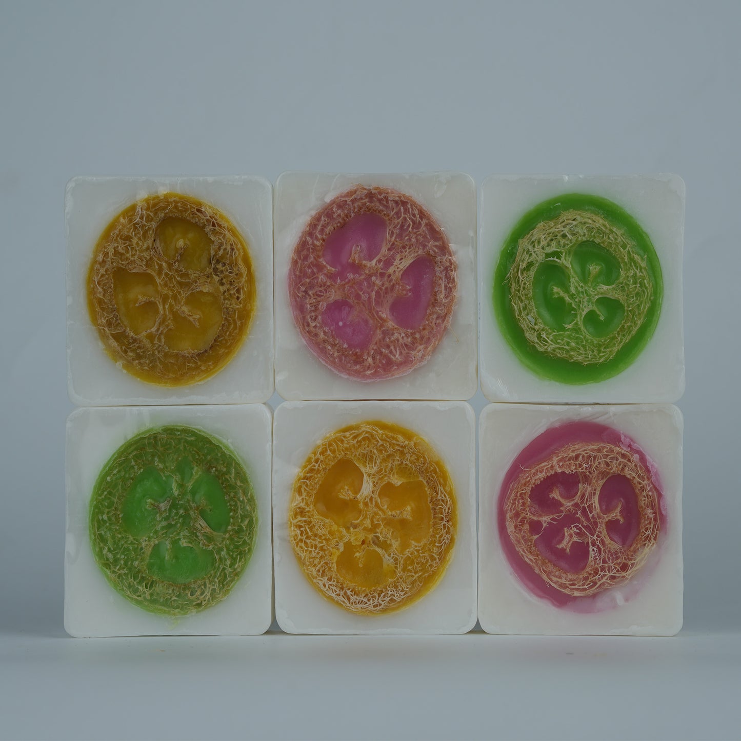 Loofah Soap-Embedded Real Loofah Fibers for Silky Smooth Skin