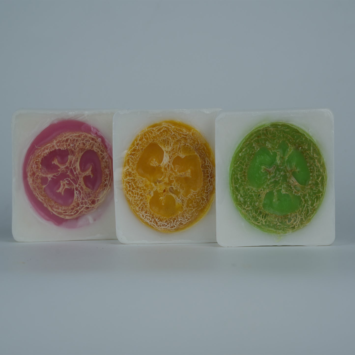 Loofah Soap-Embedded Real Loofah Fibers for Silky Smooth Skin